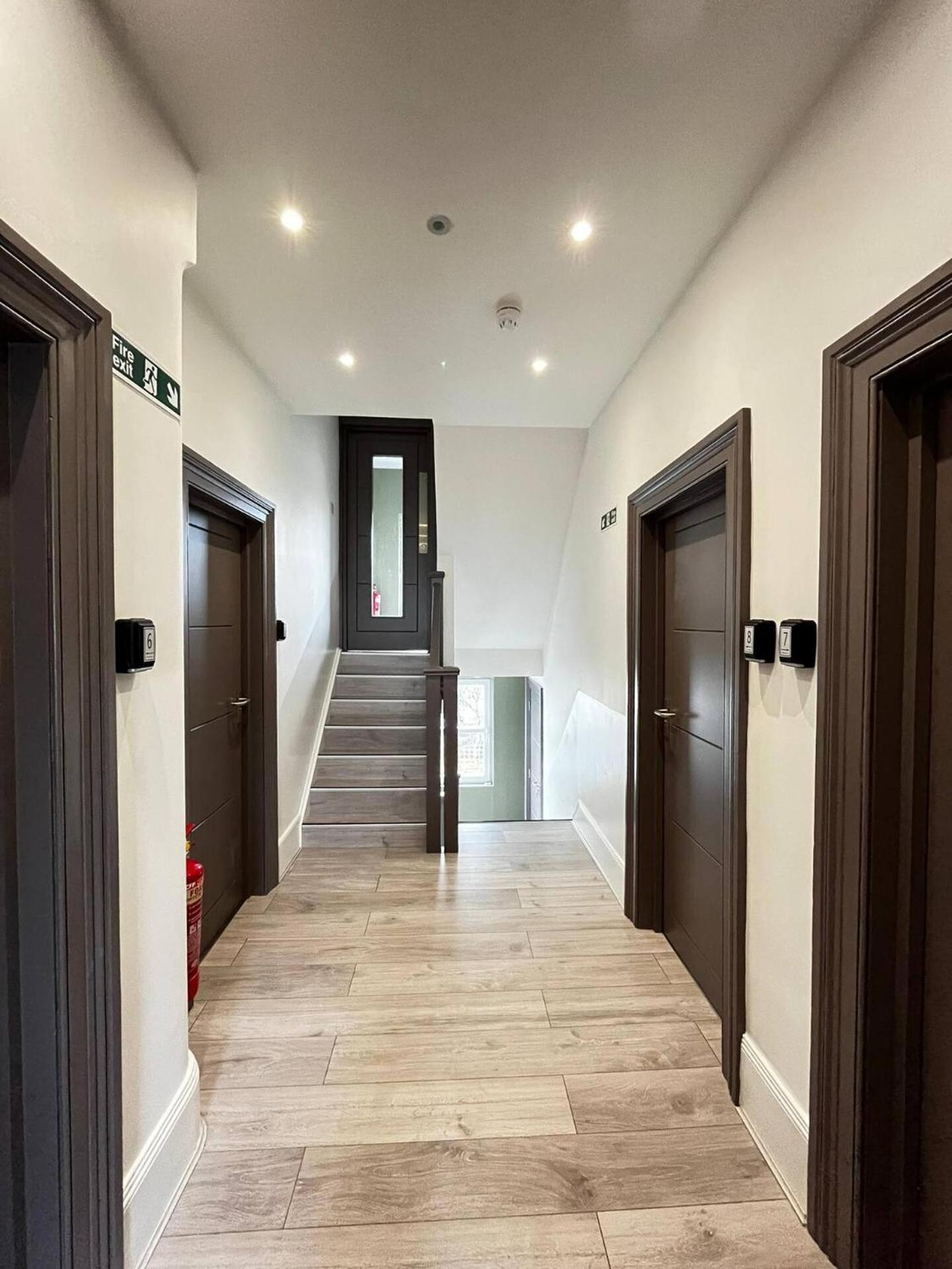 Apt 08 Beachside Beauty Central Studio Steps From Cafes Brighton ภายนอก รูปภาพ