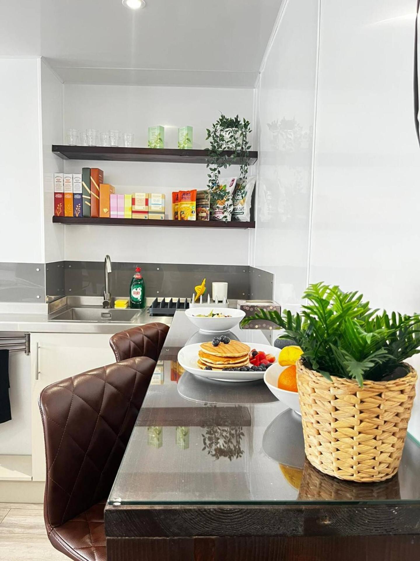Apt 08 Beachside Beauty Central Studio Steps From Cafes Brighton ภายนอก รูปภาพ