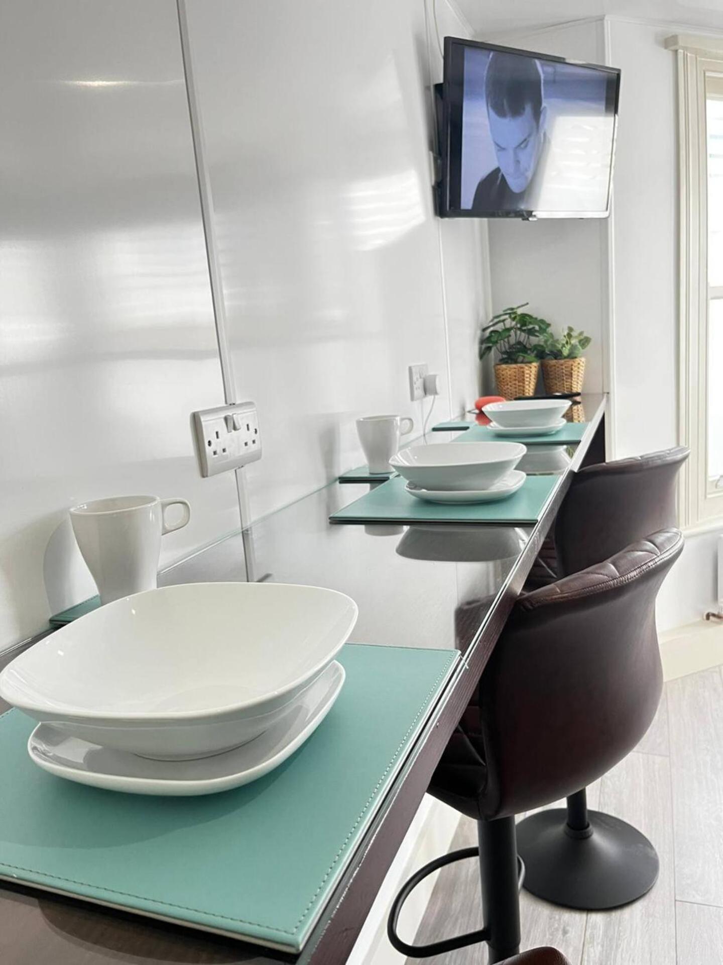 Apt 08 Beachside Beauty Central Studio Steps From Cafes Brighton ภายนอก รูปภาพ